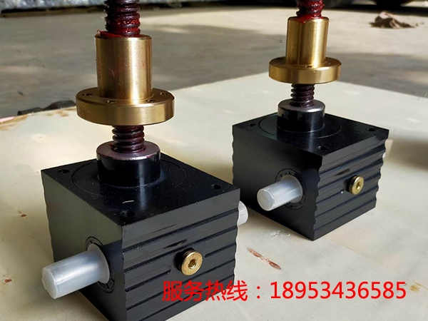 邊坡護(hù)壩生態(tài)袋